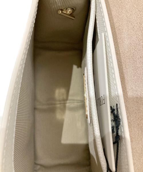 FURLA（フルラ）FURLA (フルラ) メトロポリスショルダーバッグ ホワイトの古着・服飾アイテム