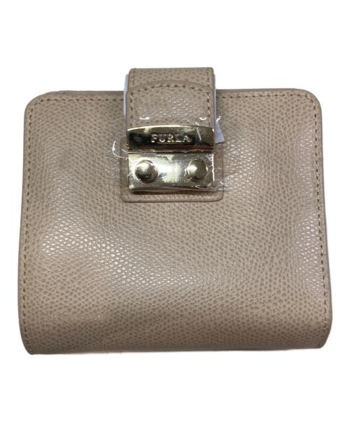 FURLA（フルラ）FURLA (フルラ) メトロポリス/2つ折り財布 ベージュ 未使用品の古着・服飾アイテム