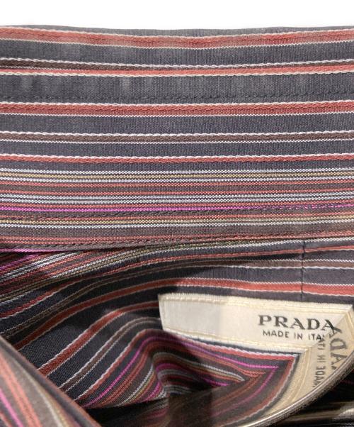 PRADA（プラダ）PRADA (プラダ) カフスストライプシャツ レッド サイズ:15/39の古着・服飾アイテム