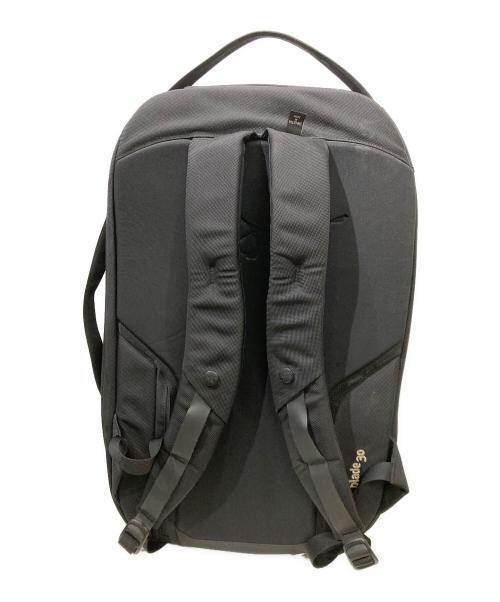 ARC'TERYX（アークテリクス）ARC'TERYX (アークテリクス) ブレード リュック ブラックの古着・服飾アイテム