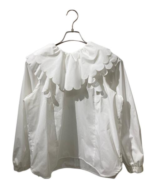 YORI（ヨリ）YORI (ヨリ) たっぷりスカラップブラウス ホワイト サイズ:Mの古着・服飾アイテム