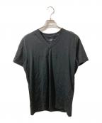 1piu1uguale3×lucien pellat-finetウノピュウノウグァーレトレ×ルシアン・ペラフィネ）の古着「バックリーフVネックTシャツ」｜ブラック