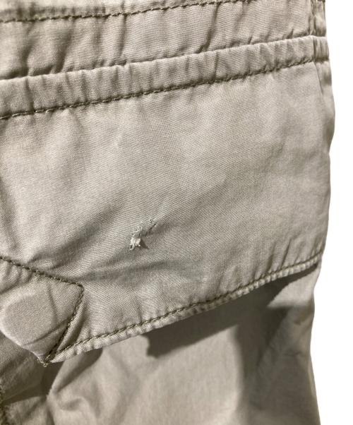 STONE ISLAND（ストーンアイランド）STONE ISLAND (ストーンアイランド) ハーフカーゴショーツ ベージュ サイズ:30の古着・服飾アイテム