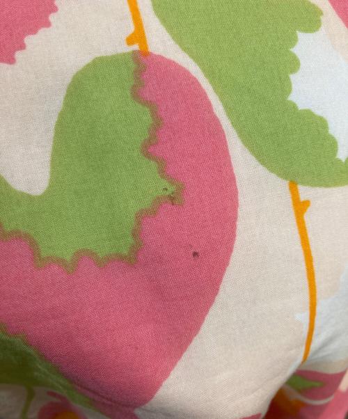 marimekko（マリメッコ）marimekko (マリメッコ) 総柄ノースリーブワンピース オレンジ サイズ:Mの古着・服飾アイテム