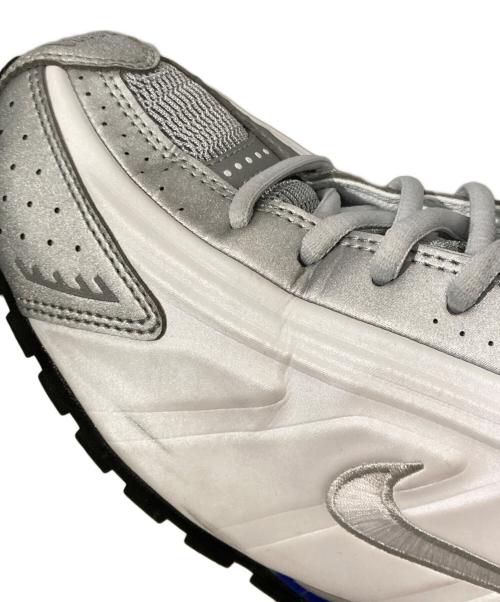 NIKE（ナイキ）NIKE (ナイキ) SHOX R4 シルバー サイズ:27cmの古着・服飾アイテム