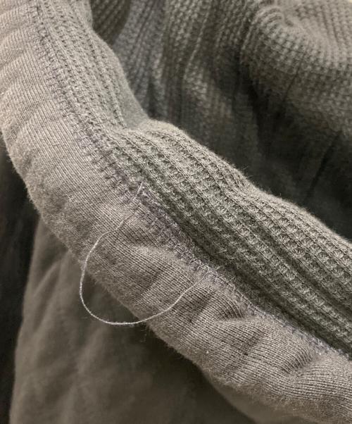 stussy（ステューシー）stussy (ステューシー) VERTICAL QUILTED ZIP HOODIE グレー サイズ:XXLの古着・服飾アイテム