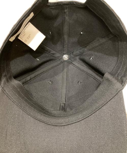 UNDERCOVER（アンダーカバー）UNDERCOVER (アンダーカバー) ヘキサゴンスタッズキャップ ブラックの古着・服飾アイテム