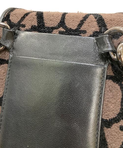VALENTINO（ヴァレンティノ）VALENTINO (ヴァレンティノ) Vロゴ ミニクロスショルダーバッグ ブラウンの古着・服飾アイテム
