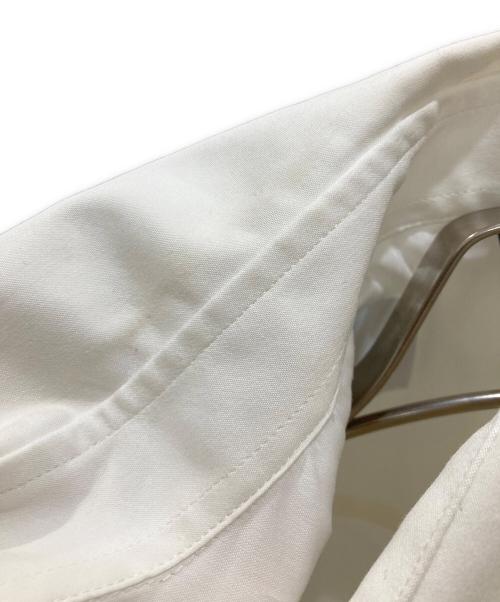 BURBERRY（バーバリー）BURBERRY (バーバリー) TBロゴプレートシャツ ホワイト サイズ:Sの古着・服飾アイテム