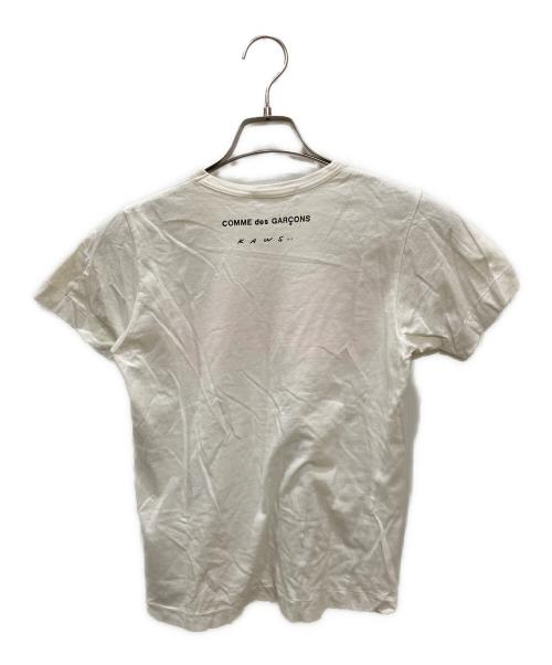 COMME des GARCONS（コムデギャルソン）COMME des GARCONS (コムデギャルソン) KAWS (カウズ) コラボプリントTシャツ ホワイト サイズ:Sの古着・服飾アイテム