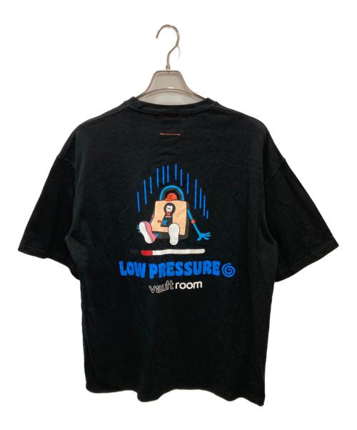 VAULTROOM（ボルトルーム）VAULTROOM (ボルトルーム) ロゴtシャツ ブラック サイズ:XLの古着・服飾アイテム
