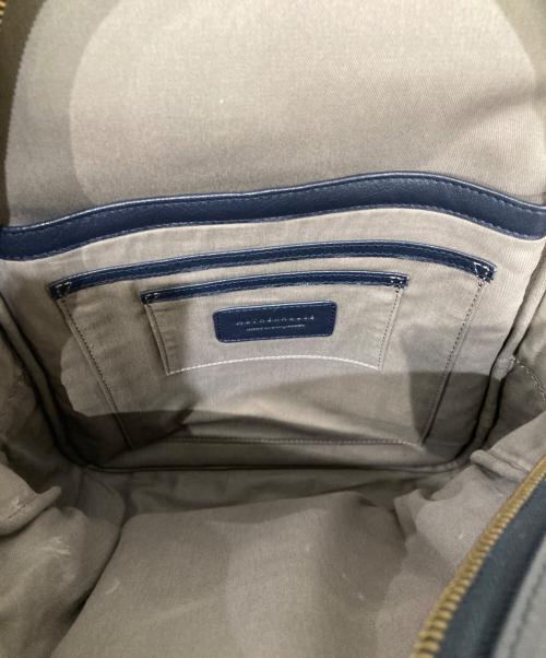 MOTHERHOUSE（マザーハウス）MOTHERHOUSE (マザーハウス) カゼマトウラウンドバックパック ネイビーの古着・服飾アイテム
