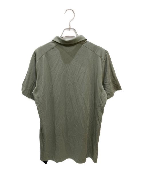 ARC'TERYX（アークテリクス）ARC'TERYX (アークテリクス) ポロシャツ オリーブ サイズ:Mの古着・服飾アイテム