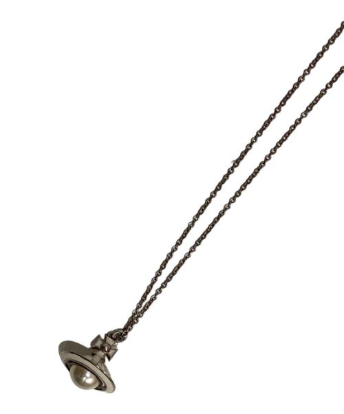 Vivienne Westwood（ヴィヴィアンウエストウッド）Vivienne Westwood (ヴィヴィアンウエストウッド) オーブネックレス シルバーの古着・服飾アイテム