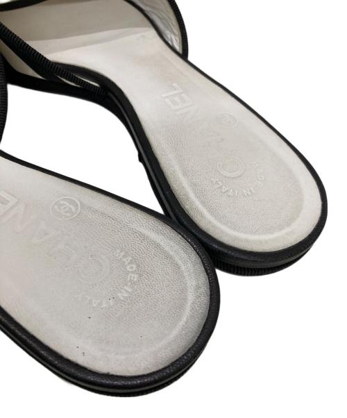 CHANEL（シャネル）CHANEL (シャネル) マリンボーダーココマークサンダル ブラック×ホワイト サイズ:SIZE 37Cの古着・服飾アイテム