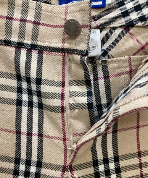 BURBERRY BLUE LABEL（バーバリー ブルー レーベル）BURBERRY BLUE LABEL (バーバリー ブルー レーベル) ノヴァチェックフレアパンツ ベージュ サイズ:34の古着・服飾アイテム