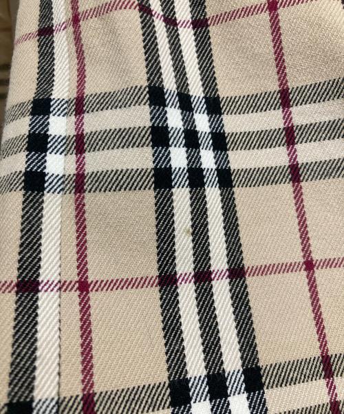 BURBERRY BLUE LABEL（バーバリー ブルー レーベル）BURBERRY BLUE LABEL (バーバリー ブルー レーベル) ノヴァチェックフレアパンツ ベージュ サイズ:34の古着・服飾アイテム