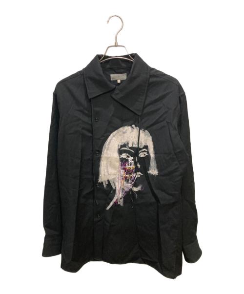 Yohji Yamamoto pour homme（ヨウジヤマモト プールオム）Yohji Yamamoto pour homme (ヨウジヤマモト プールオム) 刺繍装飾プリントシャツ ブラック サイズ:2の古着・服飾アイテム