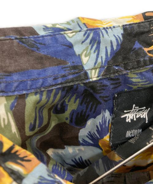 stussy（ステューシー）stussy (ステューシー) 総柄シャツ イエロー×ブルー サイズ:Mの古着・服飾アイテム
