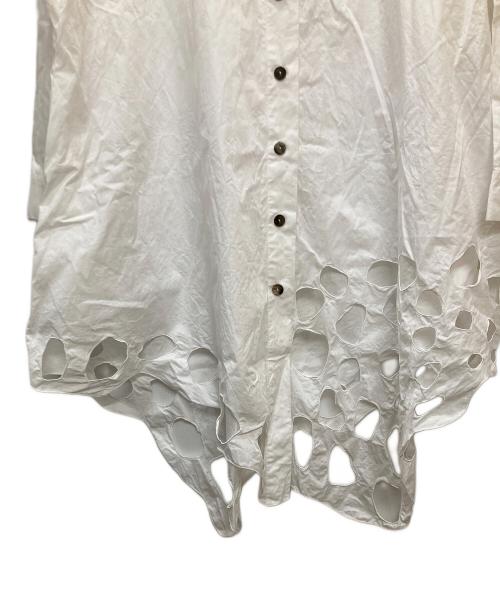 MOYURU（モユル）MOYURU (モユル) シャツワンピース ホワイト サイズ:MLの古着・服飾アイテム