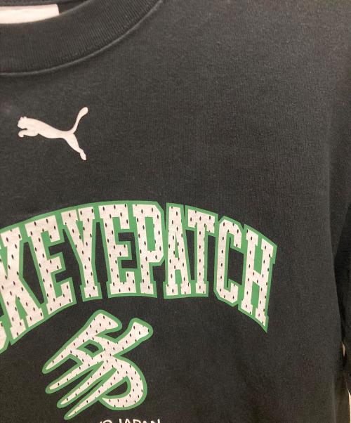 THE BLACK EYE PATCH（ブラックアイパッチ）THE BLACK EYE PATCH (ブラックアイパッチ) PUMA (プーマ) KANJI チーム ロゴ 半袖 Tシャツ ブラック サイズ:Lの古着・服飾アイテム