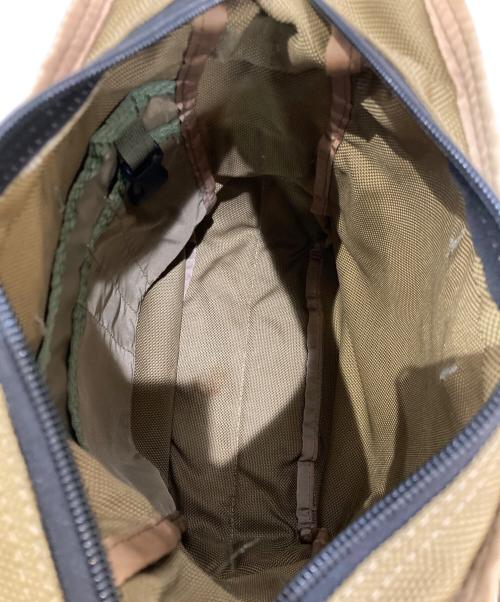 BRIEFING（ブリーフィング）BRIEFING (ブリーフィング) デイトリッパー  ショルダーバッグ カーキの古着・服飾アイテム