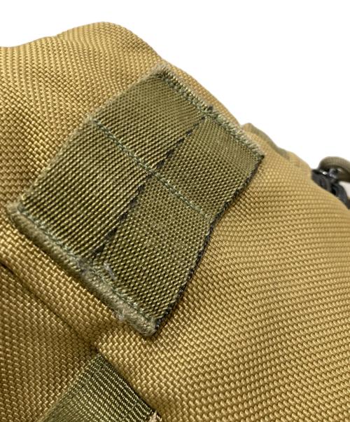 BRIEFING（ブリーフィング）BRIEFING (ブリーフィング) デイトリッパー  ショルダーバッグ カーキの古着・服飾アイテム