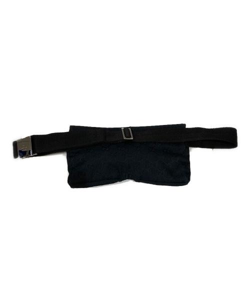 GUCCI（グッチ）GUCCI (グッチ) GGキャンバスウエストバッグ ブラックの古着・服飾アイテム
