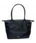 LONGCHAMP (ロンシャン) ルプリアージュ ワン M ショッピングバッグ ブラック：18000円