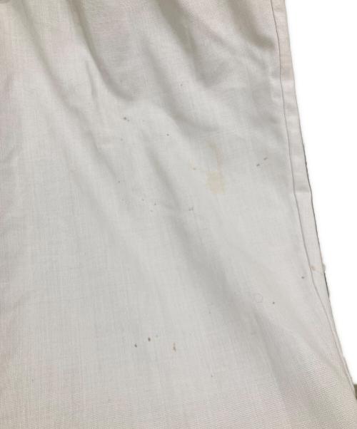 ATTACHMENT（アタッチメント）ATTACHMENT (アタッチメント) HARD TWISTED WOOL TROPICAL BELTED PANTS ベージュ サイズ:1の古着・服飾アイテム