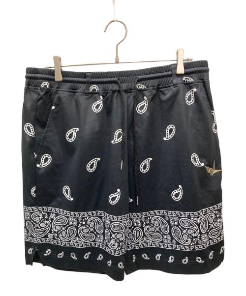 1piu1uguale3（ウノピュウノウグァーレトレ）1piu1uguale3 (ウノピュウノウグァーレトレ) 113 GOLF BANDANA SHORTS / ペイズリー柄ゴルフショーツ ブラック サイズ:6の古着・服飾アイテム