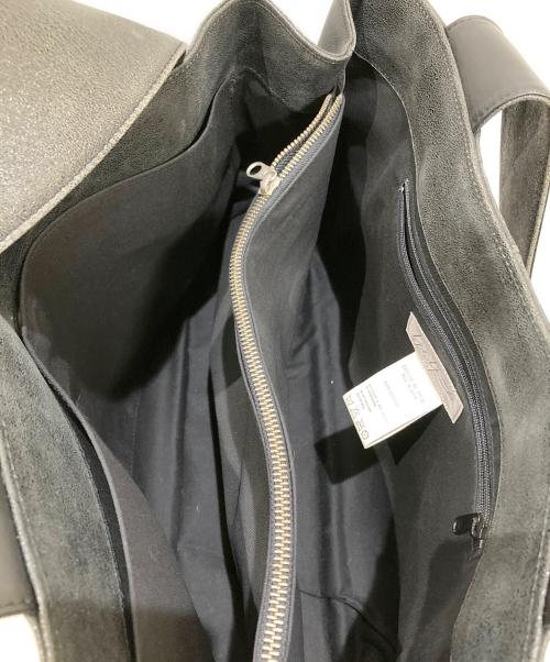 YOHJI YAMAMOTO（ヨウジヤマモト）YOHJI YAMAMOTO (ヨウジヤマモト) シャイニークラック加工レザートートバッグ ブラックの古着・服飾アイテム