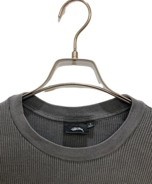stussy（ステューシー）stussy (ステューシー) ストックロゴ サーマル ロンT / 長袖Tシャツ　 グレー サイズ:Lの古着・服飾アイテム