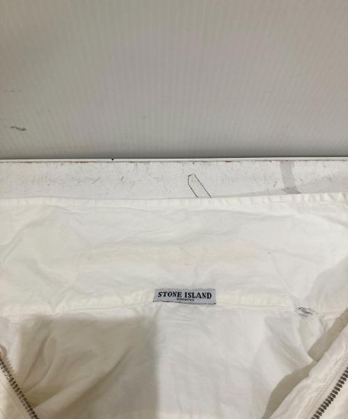 STONE ISLAND（ストーンアイランド）STONE ISLAND (ストーンアイランド) コットンナイロンオーバーシャツジャケット ホワイト サイズ:Lの古着・服飾アイテム