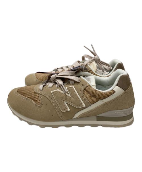 NEW BALANCE（ニューバランス）NEW BALANCE (ニューバランス) WL996RE2/ローカットスニーカー ベージュ サイズ:24.5 未使用品の古着・服飾アイテム
