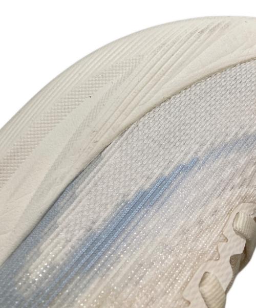 HOKA（ホカ）HOKA (ホカ) MACH7/ランニングシューズ ホワイト サイズ:26.5cmの古着・服飾アイテム
