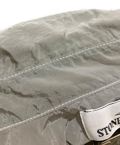 STONE ISLAND（ストーンアイランド）STONE ISLAND (ストーンアイランド) nylon metal overshirt / ナイロンメタルオーバーシャツ グレー サイズ:Mの古着・服飾アイテム
