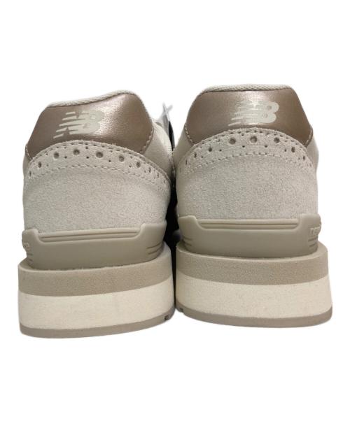 NEW BALANCE（ニューバランス）NEW BALANCE (ニューバランス) 996ローカットスニーカー ホワイト サイズ:24.5cmの古着・服飾アイテム