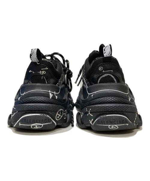BALENCIAGA（バレンシアガ）BALENCIAGA (バレンシアガ) TRIPLE S/ローカットスニーカー ブラック サイズ:23cmの古着・服飾アイテム