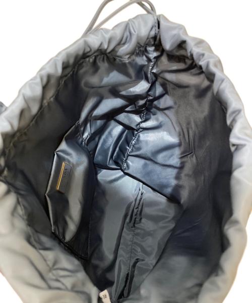 PRADA（プラダ）PRADA (プラダ) ウィッシュ Re-Nylon ポーチ ブルーの古着・服飾アイテム