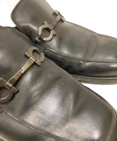 Salvatore Ferragamo（サルヴァトーレ フェラガモ）Salvatore Ferragamo (サルヴァトーレ フェラガモ) スクエアトゥローファー ブラック サイズ:7Eの古着・服飾アイテム