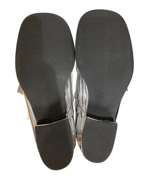 HOUGA（ホウガ）HOUGA (ホウガ) フリルモンクシューズ / two-step shoes シルバー サイズ:Sの古着・服飾アイテム