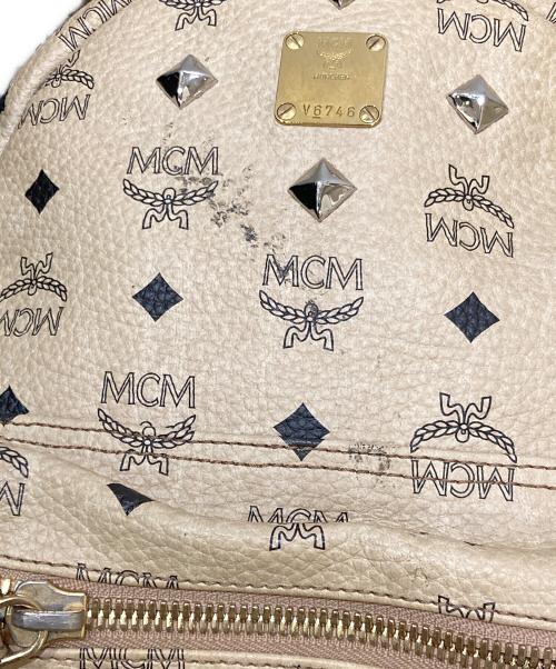 MCM（エムシーエム）MCM (エムシーエム) リュック ベージュの古着・服飾アイテム