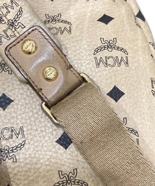 MCM（エムシーエム）MCM (エムシーエム) リュック ベージュの古着・服飾アイテム