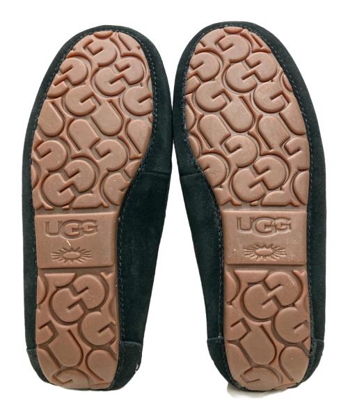 UGG（アグ）UGG (アグ) ANSLEY モカシンシューズ / ムートン ブラック サイズ:24cmの古着・服飾アイテム