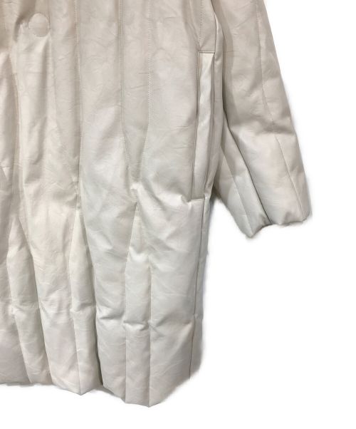 CORNERSTONE（コーナーストーン）CORNERSTONE (コーナーストーン) ステッチダウンコート ホワイト サイズ:46の古着・服飾アイテム