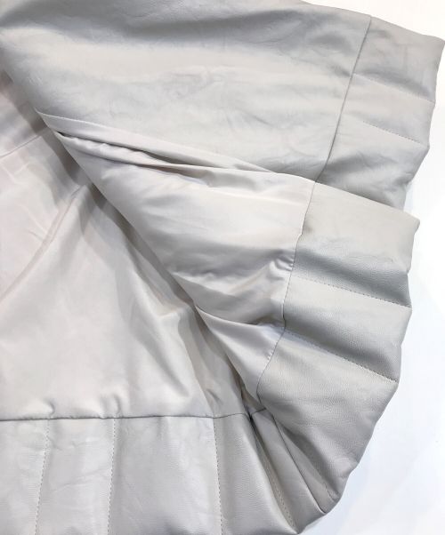 CORNERSTONE（コーナーストーン）CORNERSTONE (コーナーストーン) ステッチダウンコート ホワイト サイズ:46の古着・服飾アイテム
