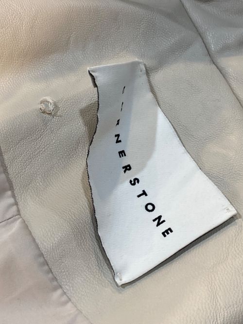 CORNERSTONE（コーナーストーン）CORNERSTONE (コーナーストーン) ステッチダウンコート ホワイト サイズ:46の古着・服飾アイテム