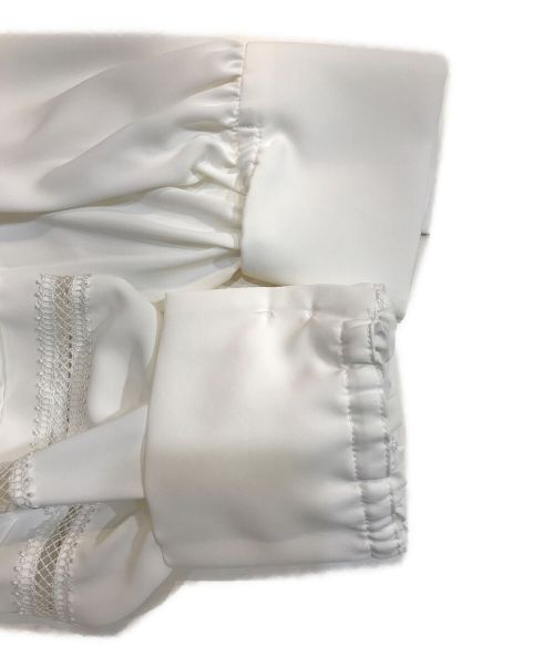 HER LIP TO（ハーリップトゥ）HER LIP TO (ハーリップトゥ) Lace Trimmed Bow-Tie Blouse ホワイト サイズ:Ｍの古着・服飾アイテム