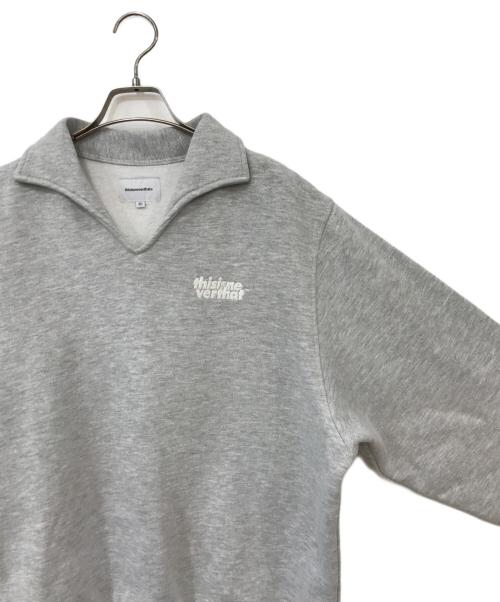 thisisneverthat（ディスイズネバーザット）thisisneverthat (ディスイズネバーザット) 刺繍スキッパースウェット グレー サイズ:Mの古着・服飾アイテム
